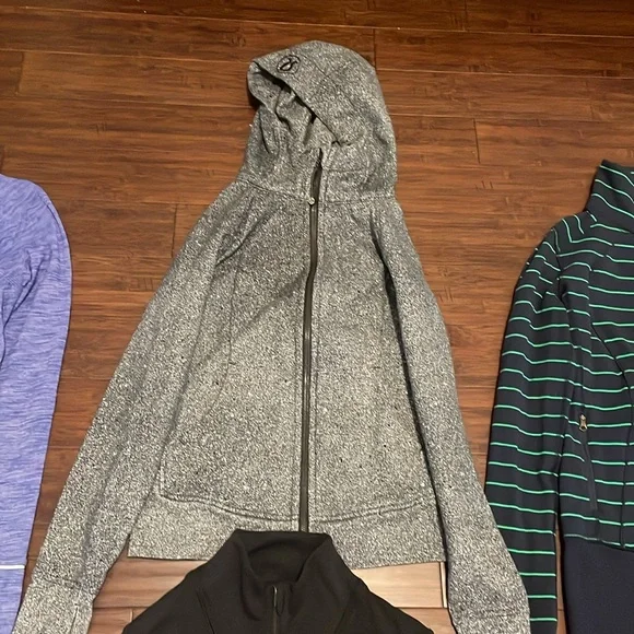Bundle of lululemon jackets sweatshirts - Main Image